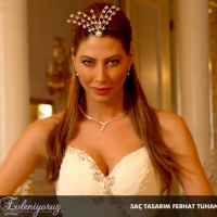 thumbs senay akay 14