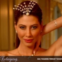 thumbs senay akay 16